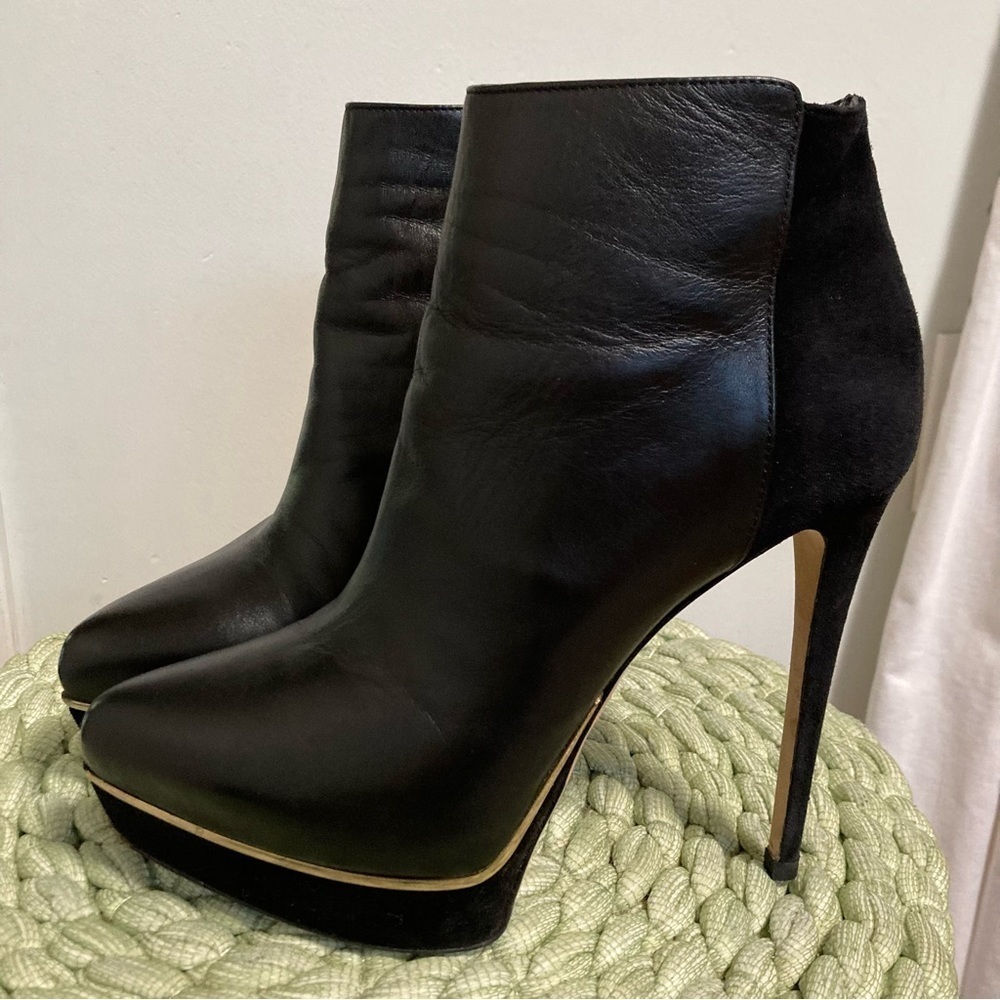 LE SILLA Black Leather/ Suede Point Toe Platform Stiletto Heel Ankle Boots
